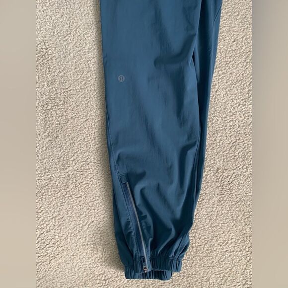 Men's Blue Lululemon Jogger Pants - Picture 4 of 5